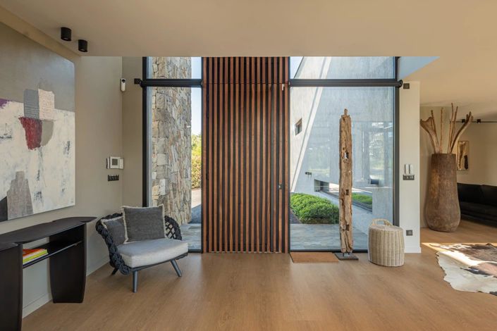 Image No.15-5 Bed House for sale