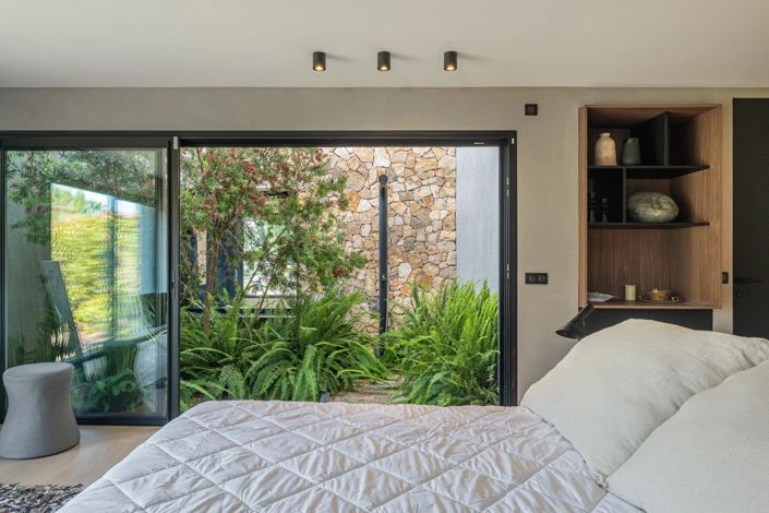 Image No.22-5 Bed House for sale