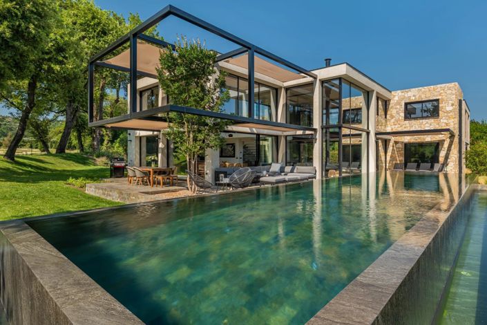 Image No.9-5 Bed House for sale