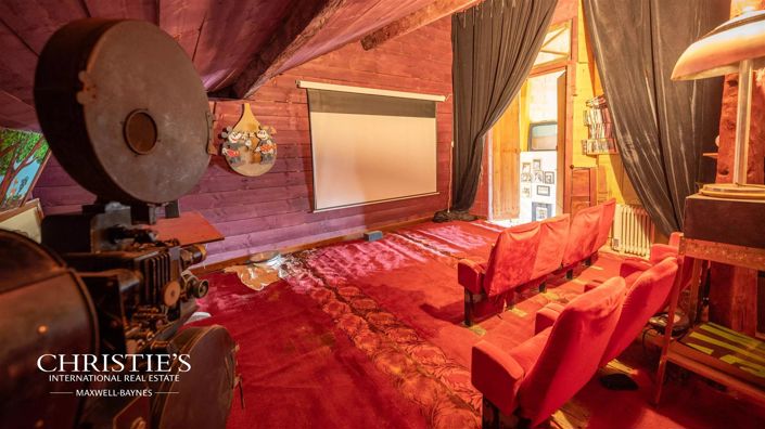 Image No.14-8 Bed House for sale