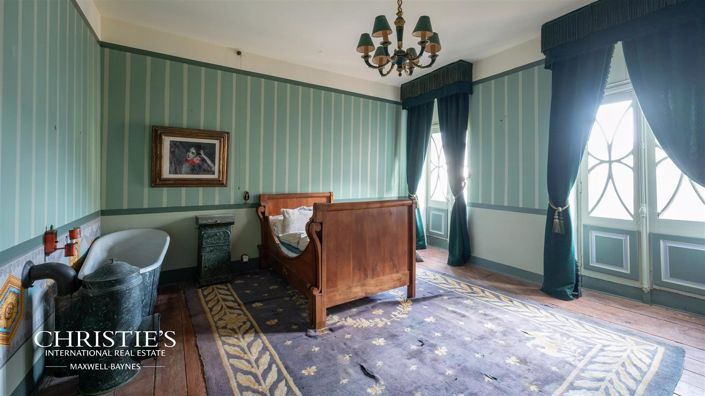 Image No.15-8 Bed House for sale