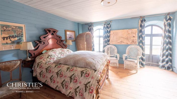 Image No.17-8 Bed House for sale