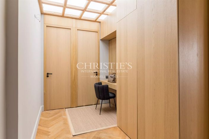 Image No.24-2 Bed Apartment for sale