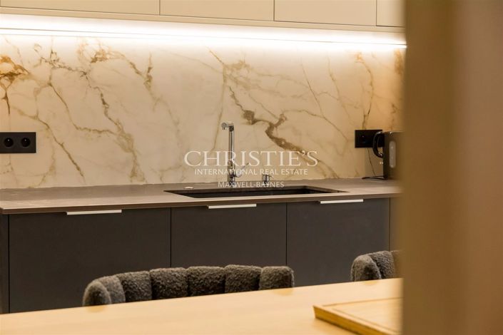 Image No.31-2 Bed Apartment for sale