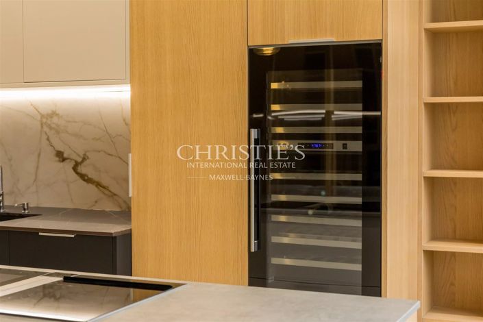 Image No.32-2 Bed Apartment for sale