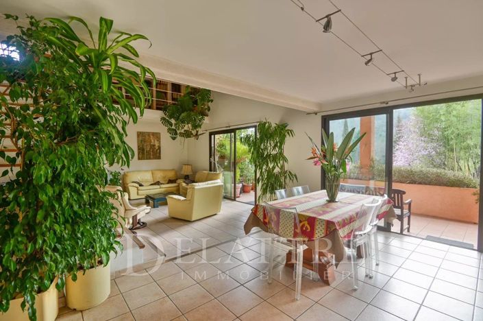 Image No.4-House for sale