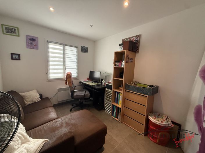 Image No.15-4 Bed House for sale