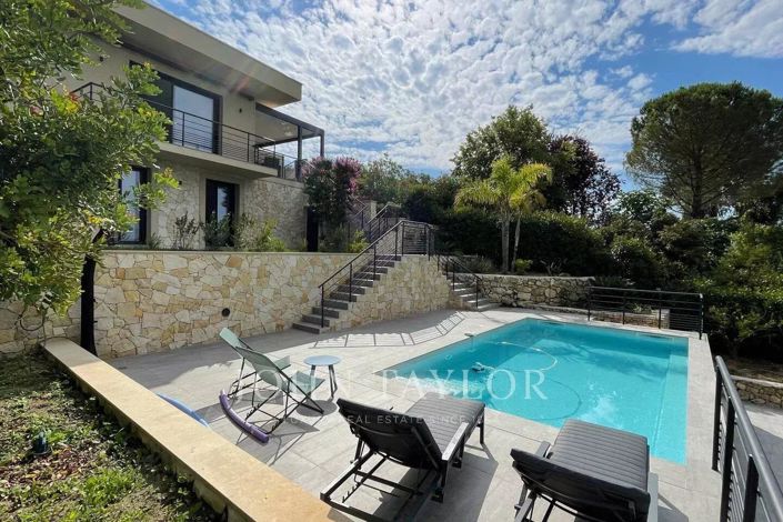 Image No.3-4 Bed House for sale