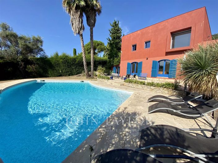 Image No.15-5 Bed House for sale