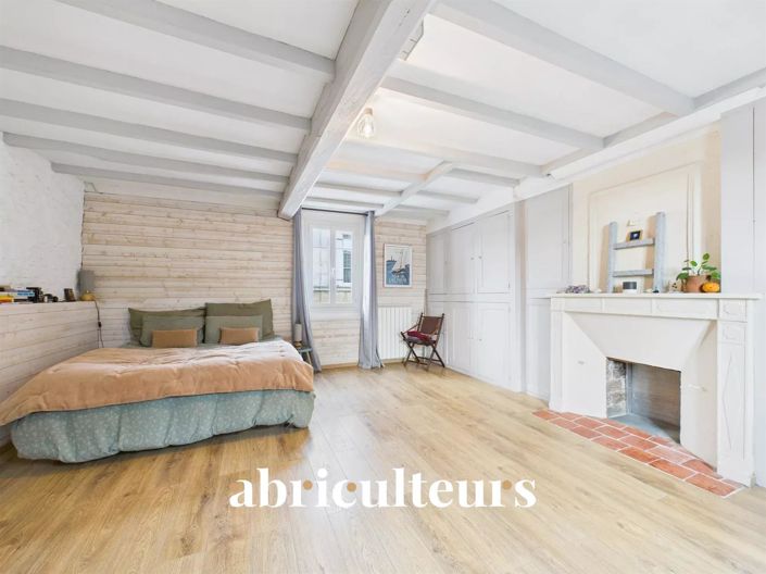 Image No.10-4 Bed House for sale