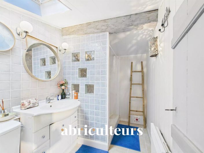 Image No.15-4 Bed House for sale