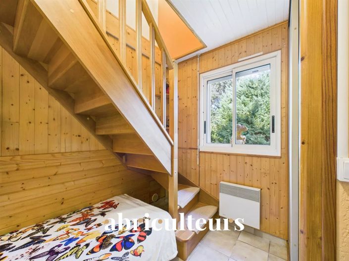 Image No.11-3 Bed House for sale