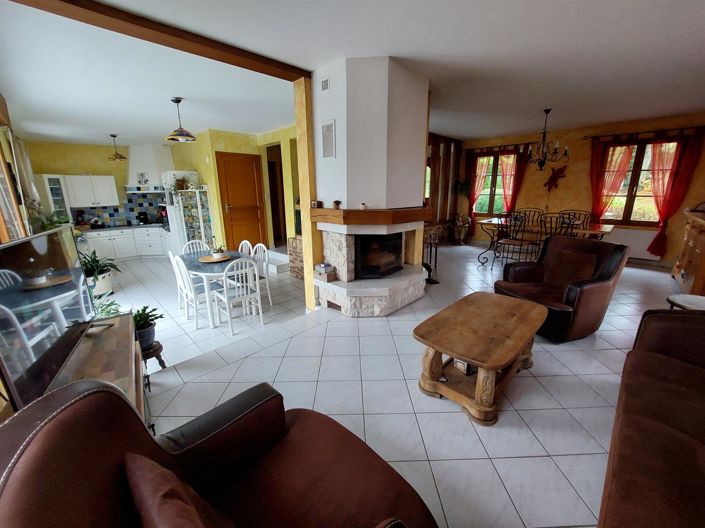 Image No.3-Maison de 4 chambres à vendre à Escoeuilles