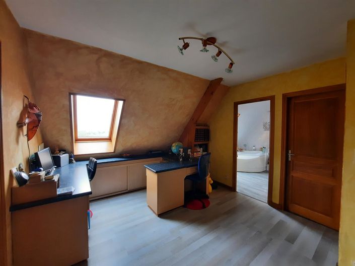 Image No.8-Maison de 4 chambres à vendre à Escoeuilles