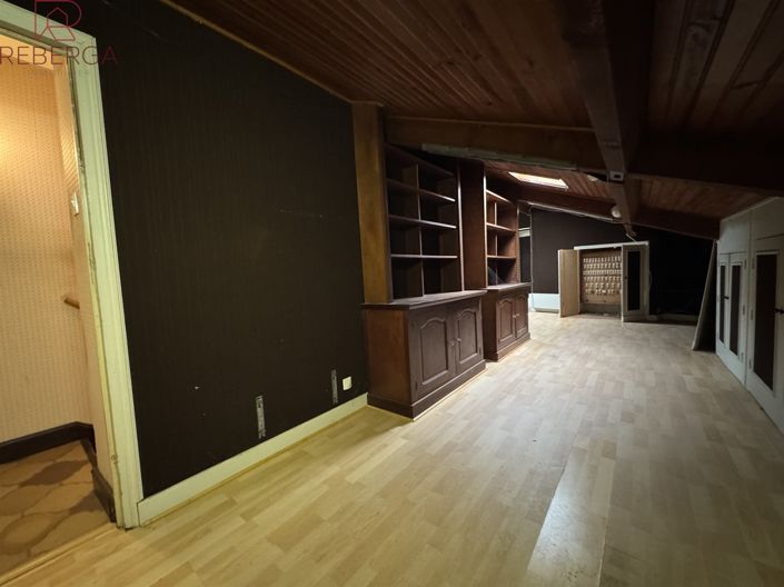 Image No.29-5 Bed House for sale