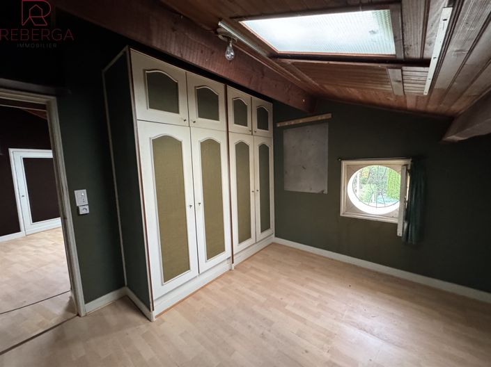 Image No.31-5 Bed House for sale