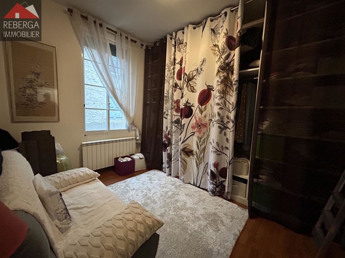 Image No.8-2 Bed House for sale