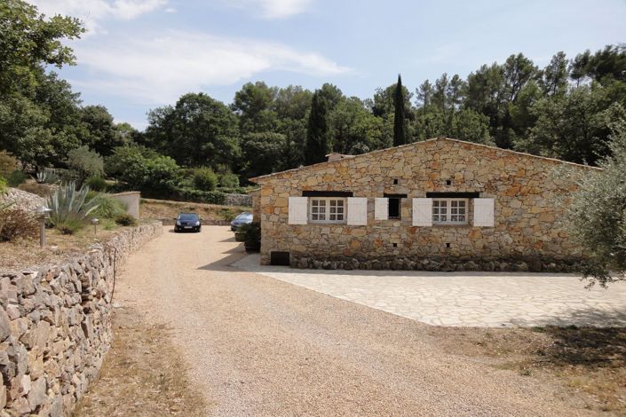 Image No.18-4 Bed House for sale