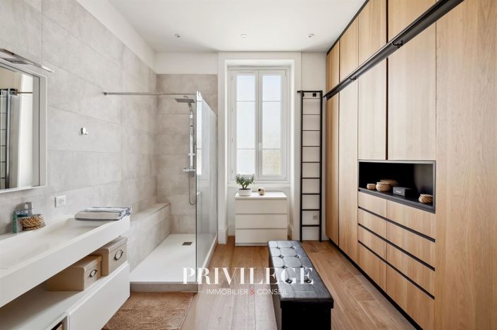 Image No.12-Maison de 4 chambres à vendre à Caluire-et-Cuire