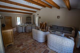 Image No.9-6 Bed House for sale