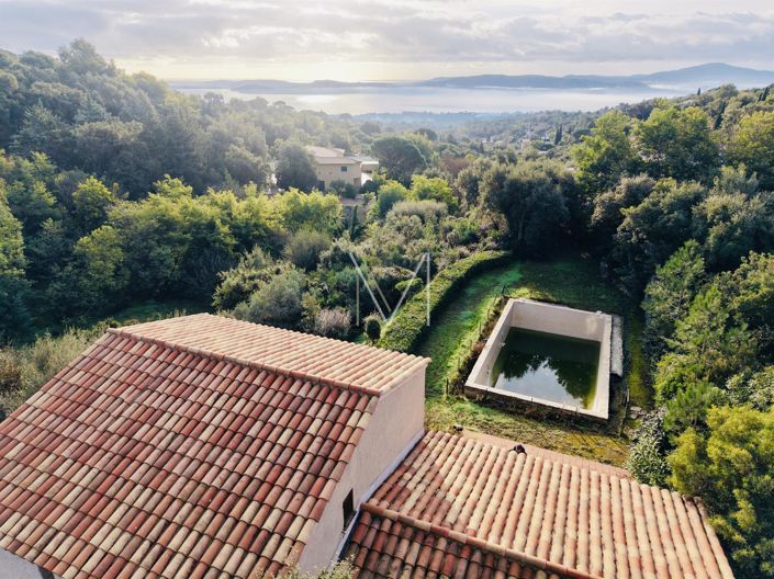 Image No.2-4 Bed House for sale