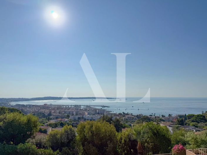 Image No.2-Appartement de 3 chambres à vendre à Golfe Juan