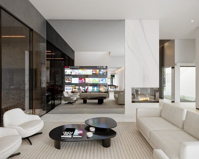 Image No.20-5 Bed House for sale