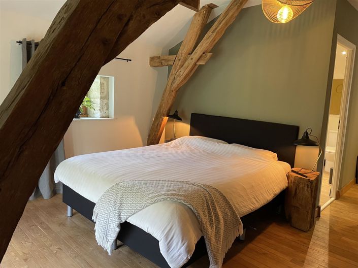 Image No.13-6 Bed House for sale