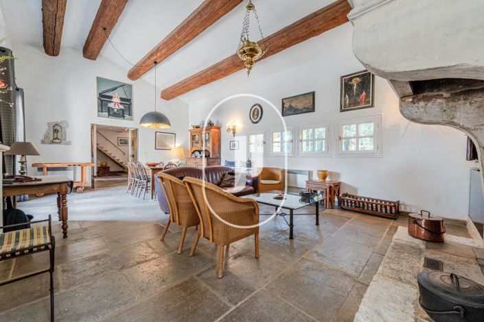 Image No.6-4 Bed House for sale