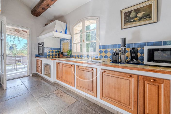 Image No.7-4 Bed House for sale