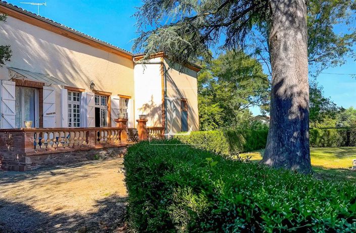 Image No.19-5 Bed Property for sale