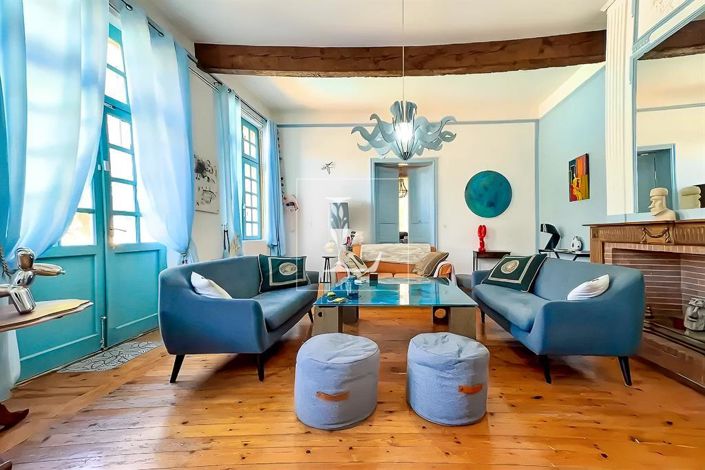 Image No.5-5 Bed Property for sale