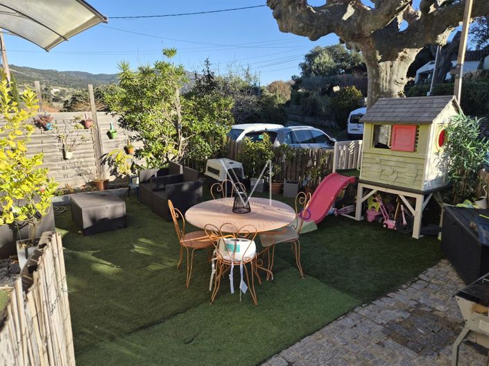 Image No.3-3 Bed House for sale