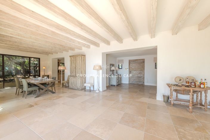 Image No.13-Propriété de 5 chambres à vendre à Saint-Raphael