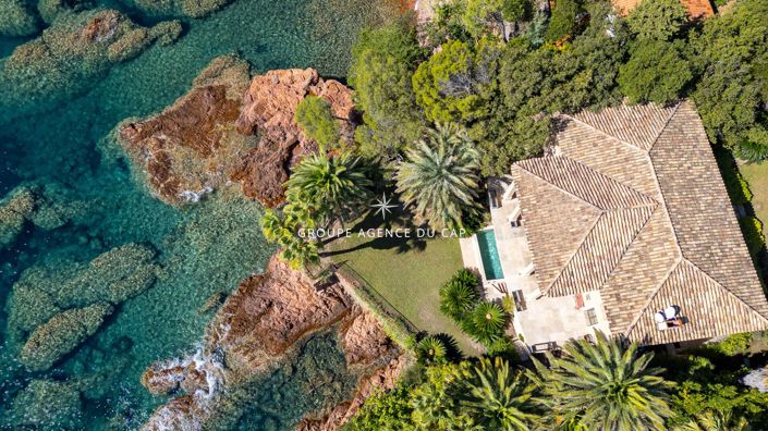 Image No.8-Propriété de 5 chambres à vendre à Saint-Raphael