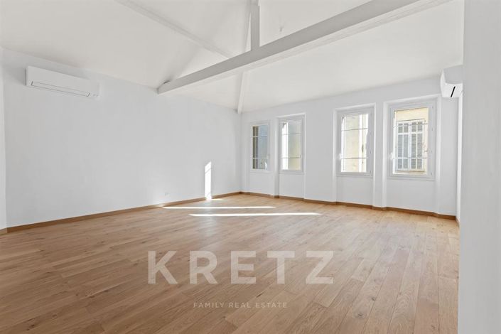 Image No.14-4 Bed Property for sale