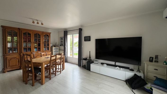 Image No.4-3 Bed House for sale