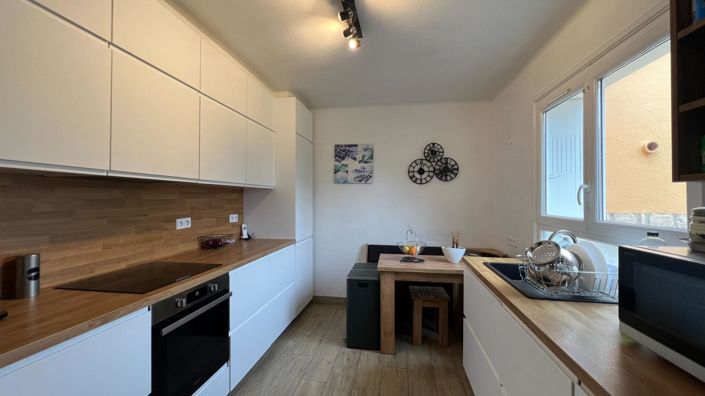 Image No.5-3 Bed House for sale