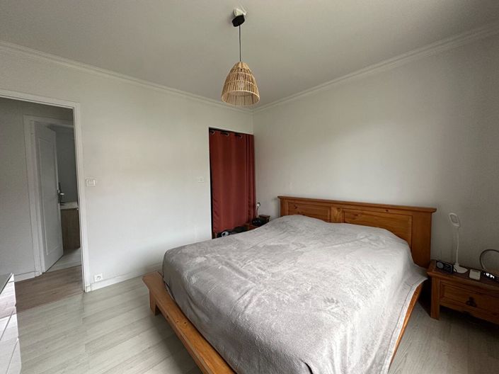 Image No.7-3 Bed House for sale