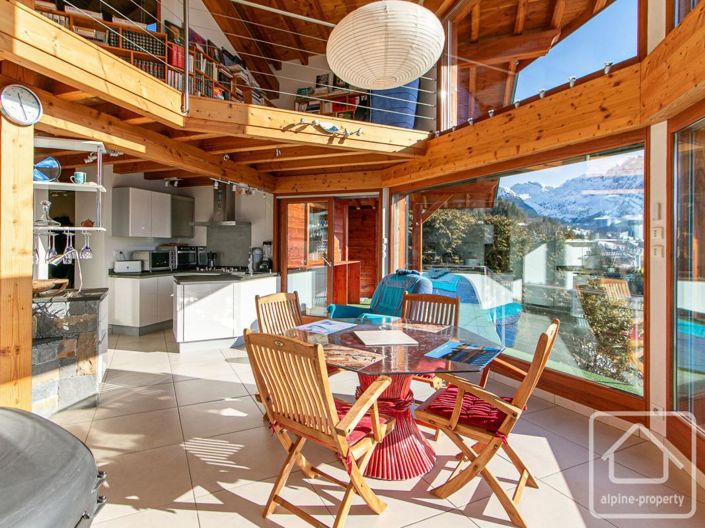 Image No.3-7 Bed Property for sale