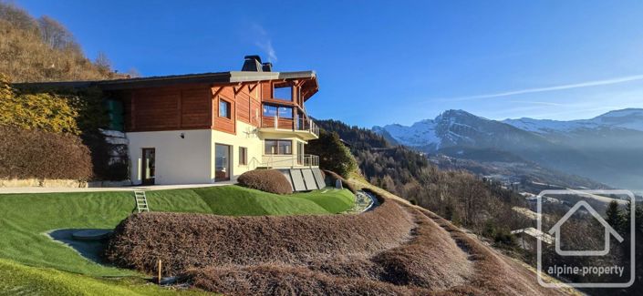 Image No.34-7 Bed Property for sale