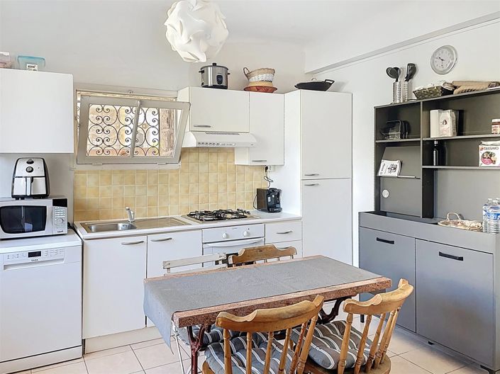 Image No.18-4 Bed House for sale