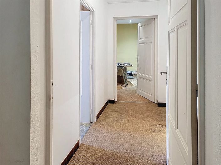 Image No.19-4 Bed House for sale