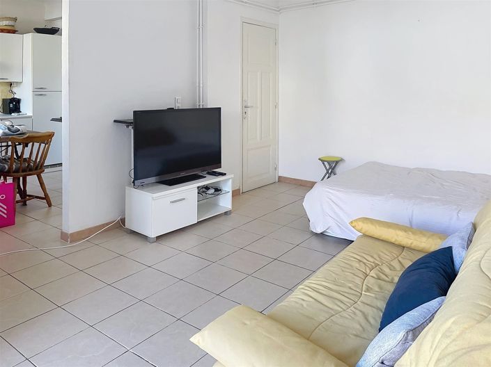 Image No.21-4 Bed House for sale