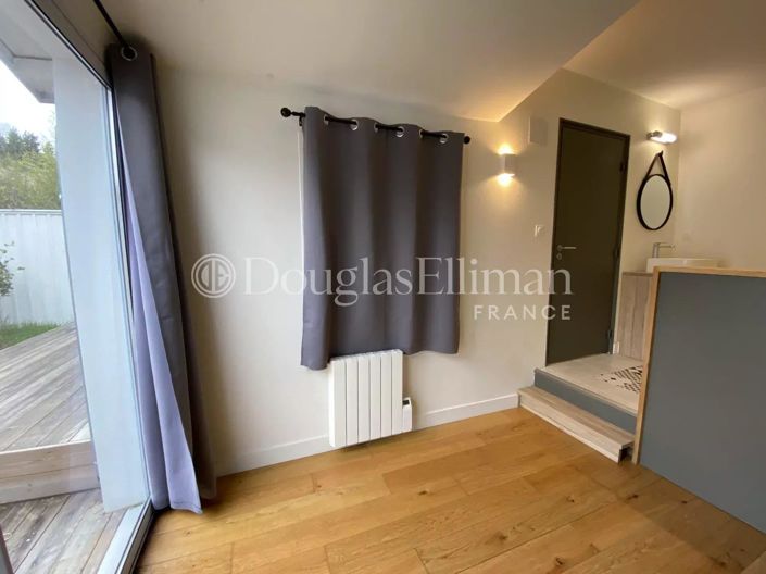 Image No.6-3 Bed House for sale