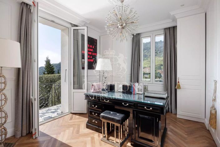 Image No.18-6 Bed House for sale