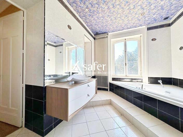 Image No.10-14 Bed House for sale