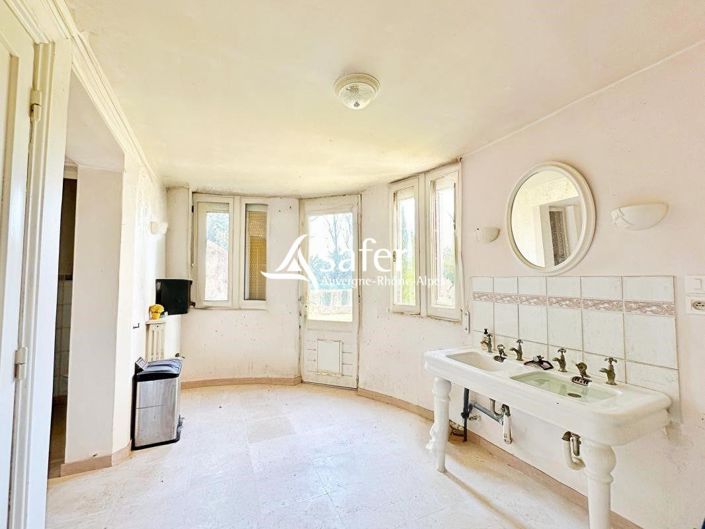 Image No.13-14 Bed House for sale