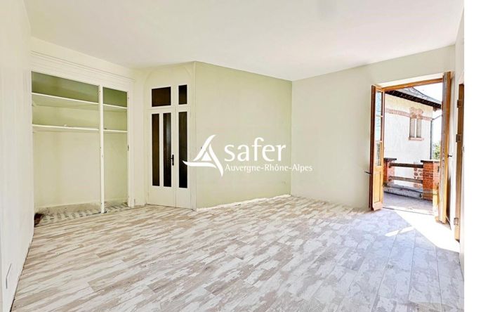 Image No.14-14 Bed House for sale