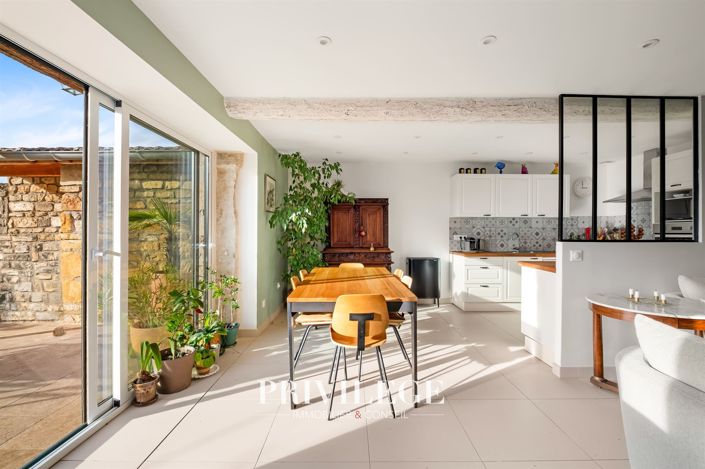 Image No.11-5 Bed House for sale